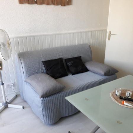 Studio cabine au Grau du roi à 3min à pied de la plage Le Grau-du-Roi Extérieur photo
