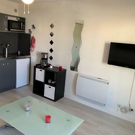 Studio cabine au Grau du roi à 3min à pied de la plage Le Grau-du-Roi Extérieur photo