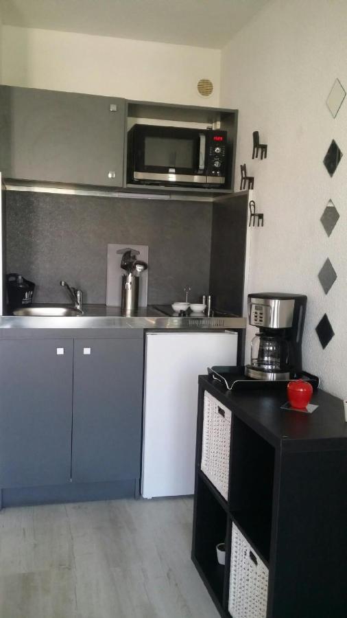 Studio cabine au Grau du roi à 3min à pied de la plage Le Grau-du-Roi Extérieur photo